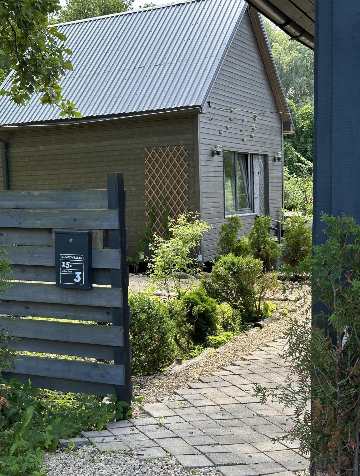 הוילה ריגה Amazing Little House On An Island With Garden מראה חיצוני תמונה
