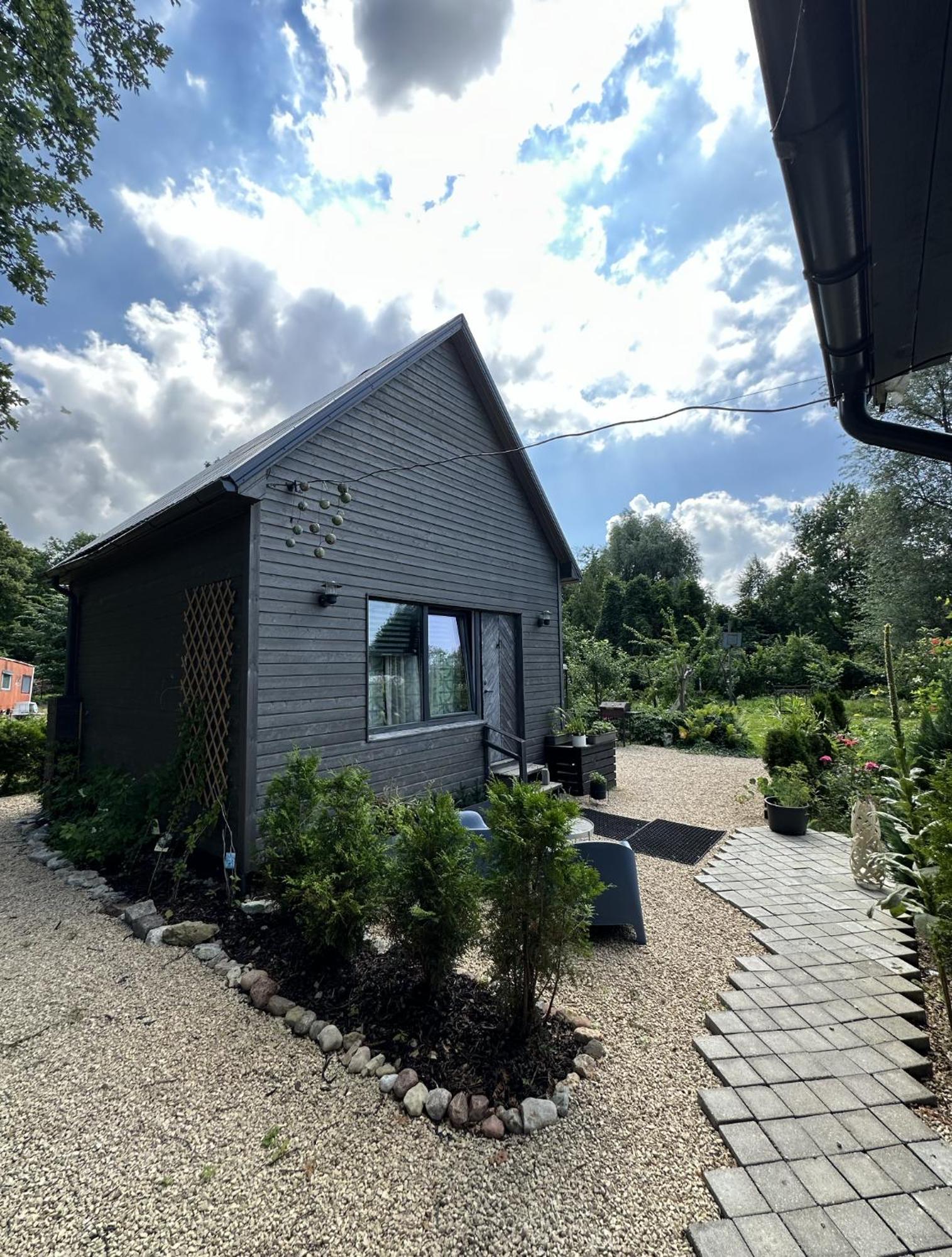הוילה ריגה Amazing Little House On An Island With Garden מראה חיצוני תמונה